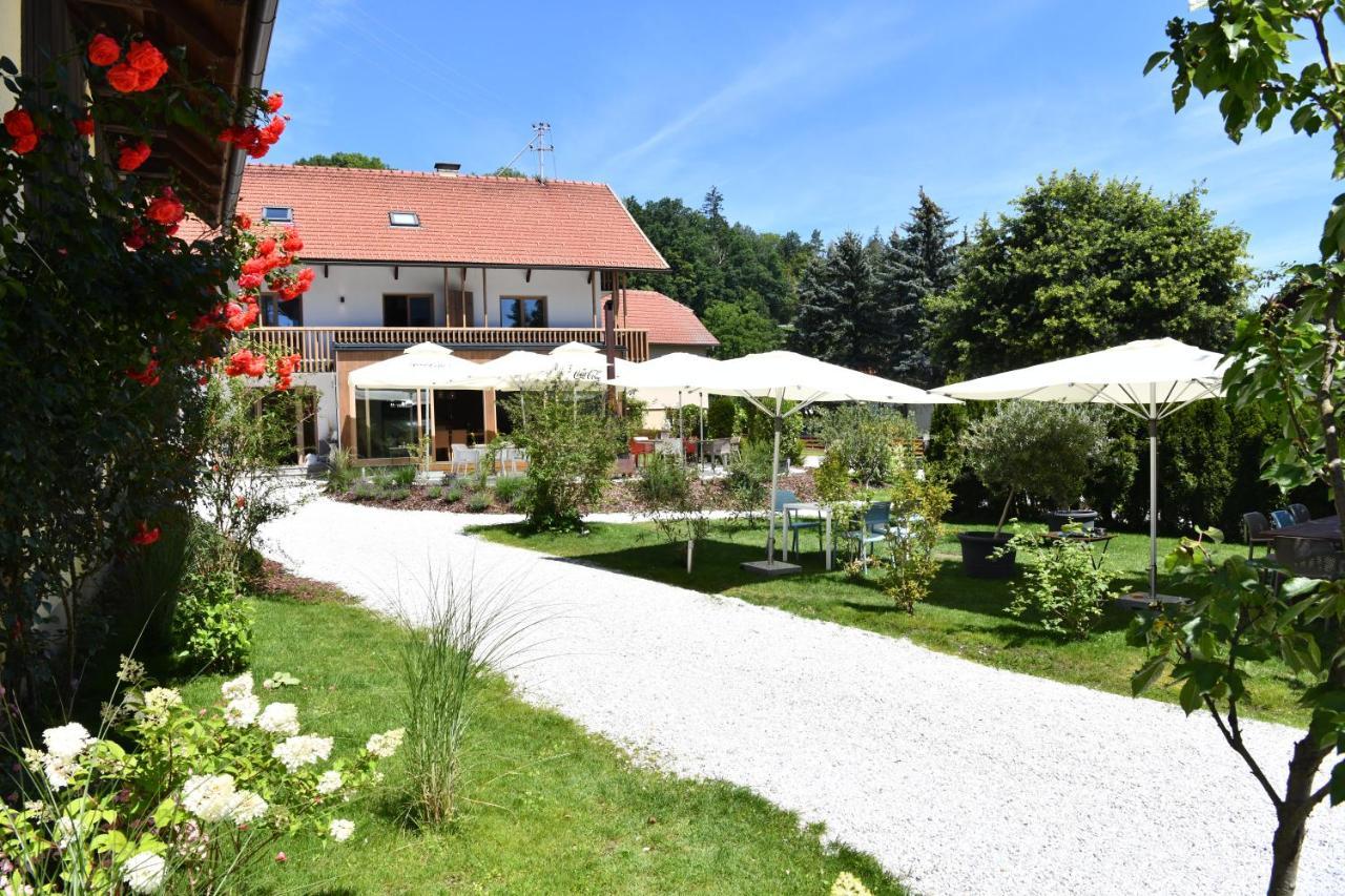 Landhotel Und Restaurant "Das Hobisch" Klagenfurt am Woerthersee Exterior photo